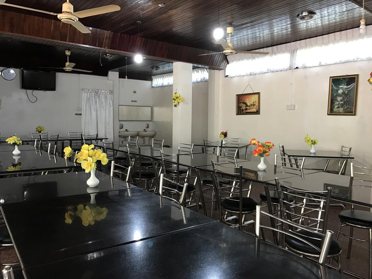 Gnaanams Hotel And Restaurant Jaffna Exterior foto